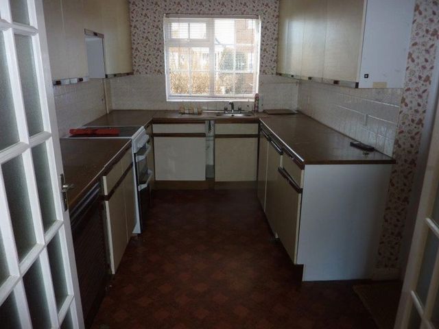  Image of 4 bedroom Detached house for sale in Spruce Close West Mersea Colchester CO5 at Spruce Close West Mersea Colchester, CO5 8PU