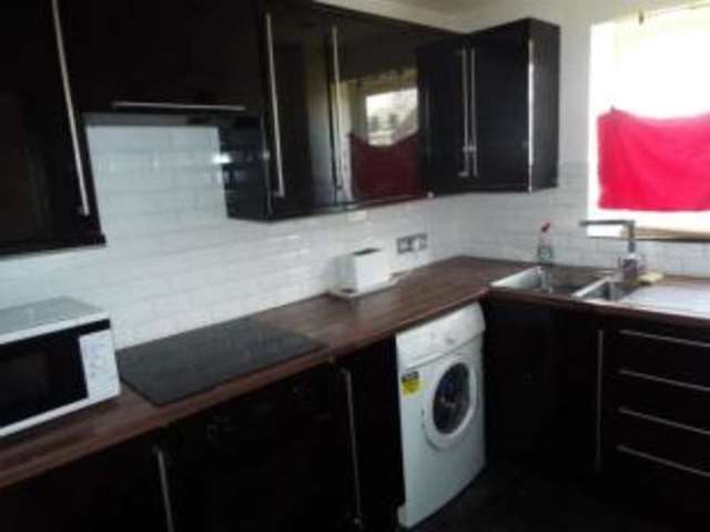  Image of 1 bedroom Flat for sale in Westgate Court Waltham Cross EN8 at Waltham Cross Hertfordshire Waltham Cross, EN8 8RZ