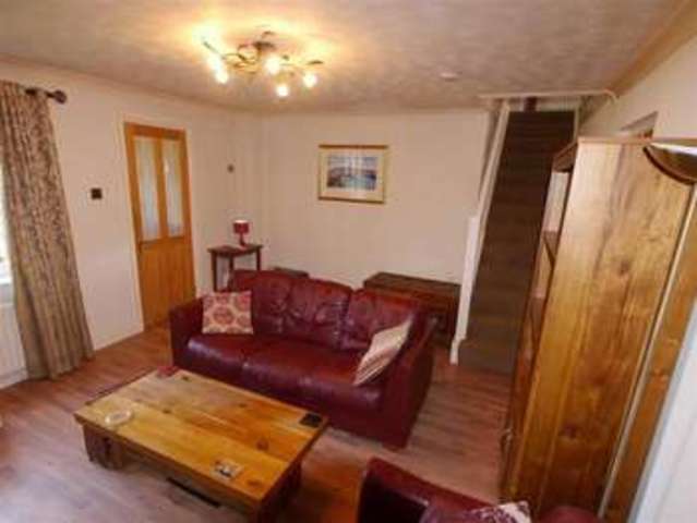  Image of 4 bedroom Property for sale in Westminster Drive Rodley Leeds LS13 at Westminster Drive Leeds Leeds, LS13 1PE