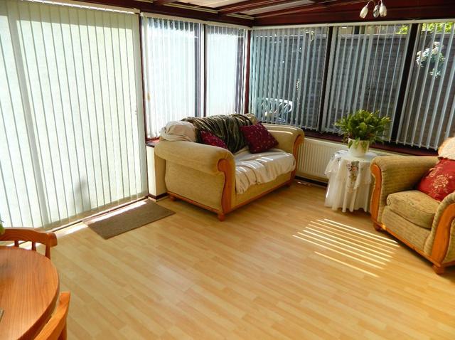  Image of 4 bedroom Detached house for sale in Westrope Way Bedford MK41 at Brickhill  Bedford, MK41 7YX