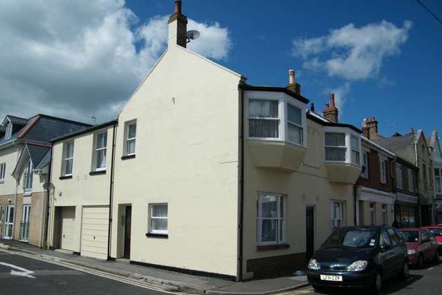  Image of 1 bedroom Flat for sale in Crescent Street Weymouth DT4 at Weymouth, DT4 7BX