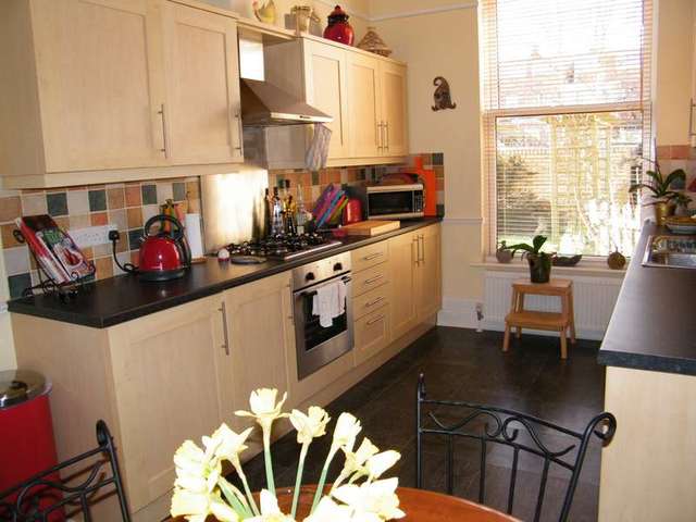  Image of 2 bedroom Flat for sale in Dorchester Road Weymouth DT4 at 47 Dorchester Road  Weymouth, DT4 7JT