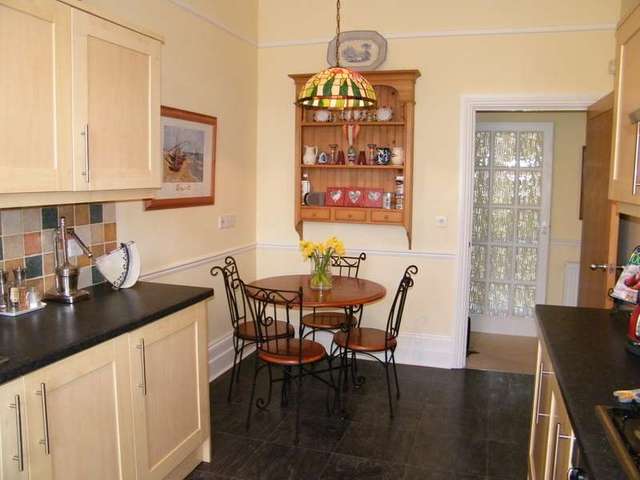 Image of 2 bedroom Flat for sale in Dorchester Road Weymouth DT4 at 47 Dorchester Road  Weymouth, DT4 7JT