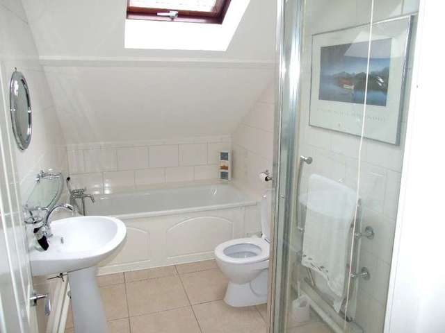  Image of 2 bedroom Flat to rent in Buxton Road Weymouth DT4 at Weymouth, DT4 9PJ
