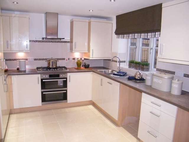  Image of 3 bedroom Terraced house for sale in Chickerell Road Chickerell Weymouth DT3 at Chickerell  Weymouth, DT3 4DL