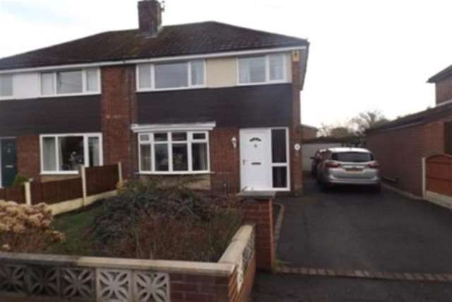  Image of 3 bedroom Semi-Detached house to rent in Wham Lane New Longton Preston PR4 at Preston, PR4 4XB