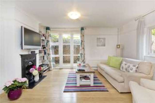  Image of 2 bedroom Maisonette to rent in Grand Junction Wharf Wharf Road London N1 at Islington London Islington, N1 7RL