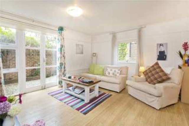 Image of 2 bedroom Maisonette to rent in Grand Junction Wharf Wharf Road London N1 at Islington London Islington, N1 7RL