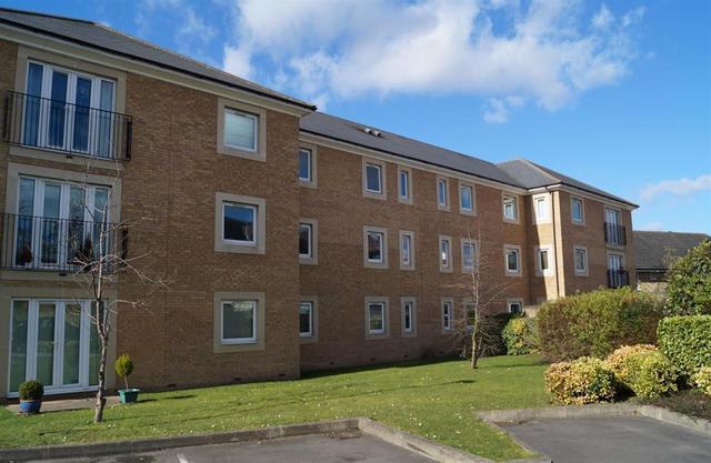  Image of 2 bedroom Flat for sale in White Lodge Close Isleworth TW7 at Isleworth Middlesex Isleworth, TW7 6TH