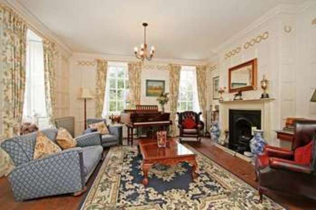  Image of 4 bedroom Detached house for sale in Whitecross Street Barton-upon-Humber DN18 at Whitecross Street  Barton-Upon-Humber, DN18 5DF