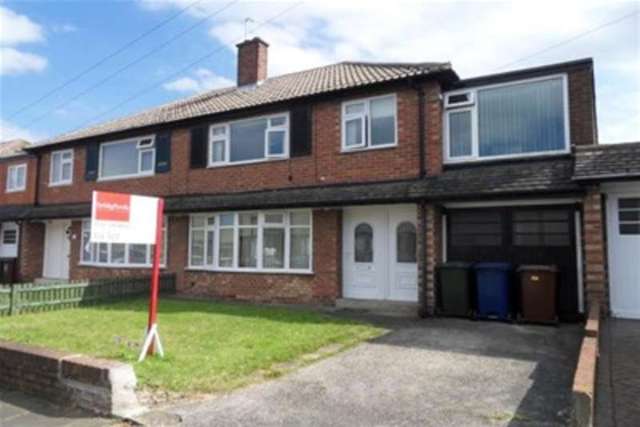  Image of 4 bedroom Detached house to rent in Whitton Way Gosforth Newcastle upon Tyne NE3 at Newcastle upon Tyne, NE3 3HY