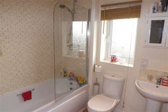  Image of 4 bedroom Detached house to rent in Willard Close Chesterton Newcastle-under-Lyme ST5 at Newcastle, ST5 7NB