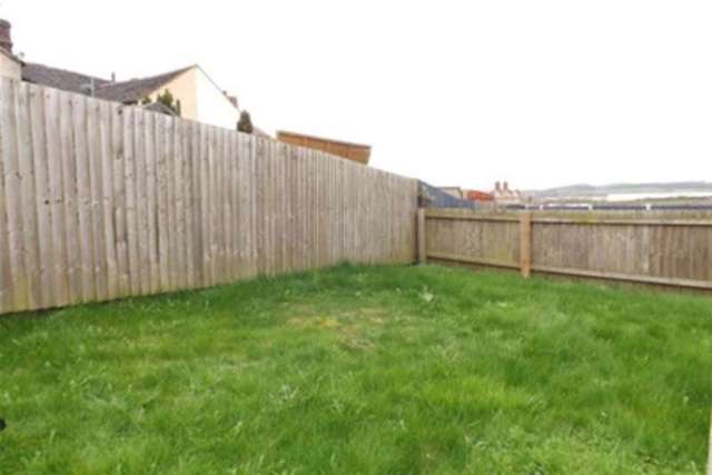  Image of 4 bedroom Detached house to rent in Willard Close Chesterton Newcastle-under-Lyme ST5 at Newcastle, ST5 7NB