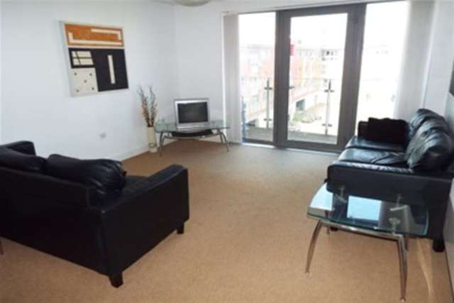  Image of 2 bedroom Flat to rent in Worsdell Drive Gateshead NE8 at Gateshead, NE8 2AF