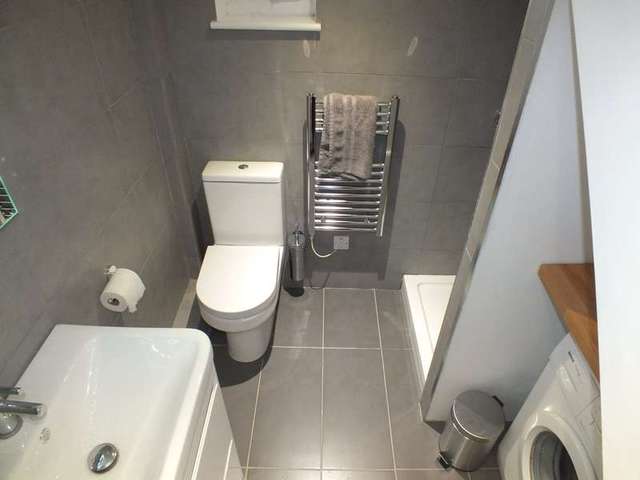  Image of 1 bedroom Detached house to rent in Wilson Road Reading RG30 at Reading Berkshire Reading, RG30 2RN