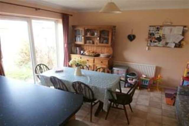  Image of 3 bedroom Detached house to rent in Wilton Avenue Loughborough LE11 at Loughborough, LE11 2AS