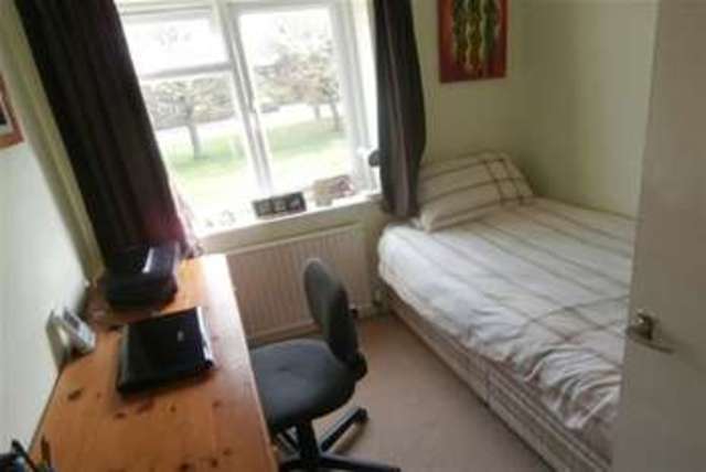  Image of 3 bedroom Detached house to rent in Wilton Avenue Loughborough LE11 at Loughborough, LE11 2AS