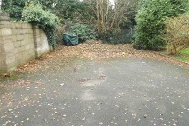  Image of 3 bedroom Flat to rent in Wimborne Road Winton Bournemouth BH3 at Bournemouth, BH3 7AD