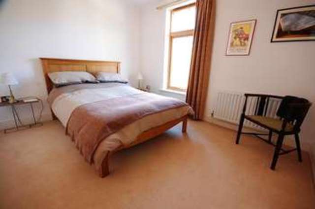  Image of 3 bedroom Detached house to rent in Thistledown Close Winchester SO22 at Stockbridge Road  Winchester, SO22 5HZ