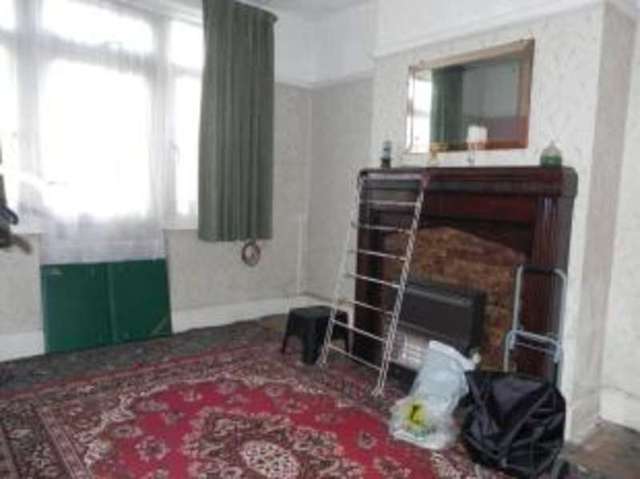  Image of 3 bedroom Terraced house for sale in Winchester Avenue London NW9 at London  Kingsbury, NW9 9SY