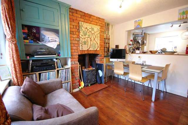  Image of 2 bedroom Terraced house for sale in Sussex Street Winchester SO23 at Winchester, SO23 8TG