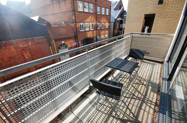  Image of 1 bedroom Flat for sale in Staple Gardens Winchester SO23 at Staple Gardens  Winchester, SO23 8SL