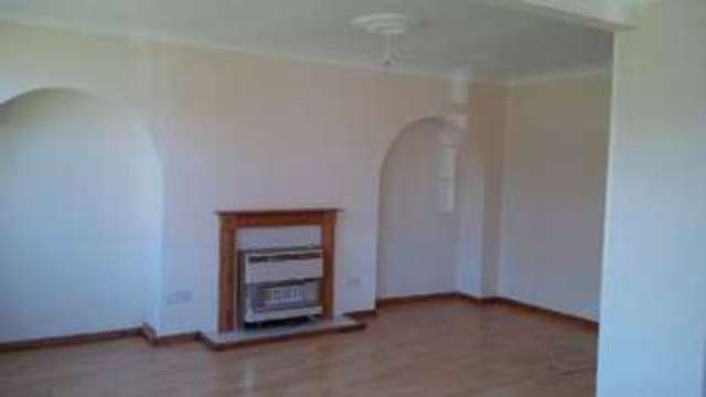  Image of 3 bedroom Semi-Detached house to rent in Winchester Crescent Gravesend DA12 at Winchester Crescent  Gravesend, DA12 5RZ