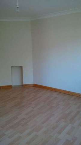 Image of 3 bedroom Semi-Detached house to rent in Winchester Crescent Gravesend DA12 at Winchester Crescent  Gravesend, DA12 5RZ