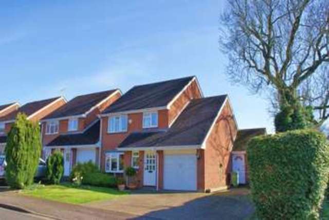  Image of 3 bedroom Detached house to rent in Grimmer Way Woodcote Reading RG8 at Grimmer Way Woodcote Reading, RG8 0SN