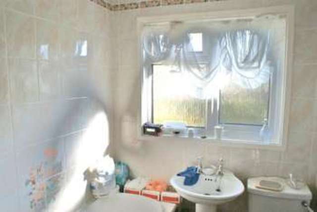  Image of 3 bedroom Detached house to rent in Grimmer Way Woodcote Reading RG8 at Grimmer Way Woodcote Reading, RG8 0SN