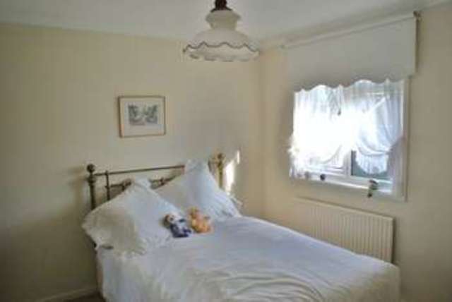  Image of 3 bedroom Detached house to rent in Grimmer Way Woodcote Reading RG8 at Grimmer Way Woodcote Reading, RG8 0SN