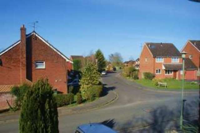  Image of 3 bedroom Detached house to rent in Grimmer Way Woodcote Reading RG8 at Grimmer Way Woodcote Reading, RG8 0SN