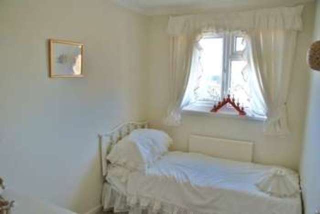  Image of 3 bedroom Detached house to rent in Grimmer Way Woodcote Reading RG8 at Grimmer Way Woodcote Reading, RG8 0SN