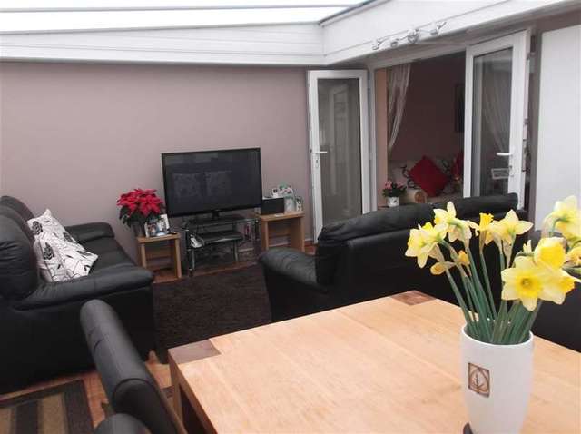  Image of 2 bedroom Detached house for sale in Woodland Avenue Birchington CT7 at Birchington Kent Birchington, CT7 0DW