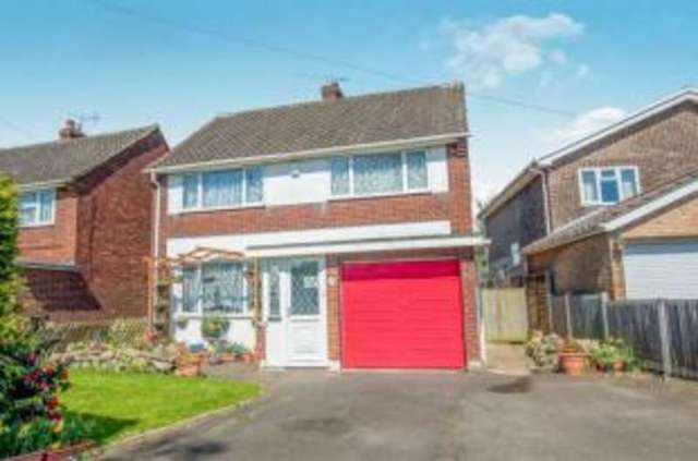  Image of 3 bedroom Detached house for sale in Woodside Rainham Gillingham ME8 at Wigmore Kent Wigmore, ME8 0PG