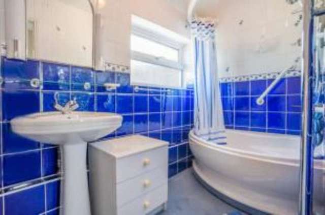  Image of 3 bedroom Detached house for sale in Woodside Rainham Gillingham ME8 at Wigmore Kent Wigmore, ME8 0PG