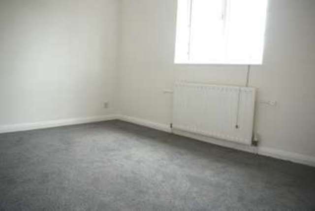  Image of 2 bedroom Semi-Detached house for sale in Glen Road Southampton SO19 at Glen Road Woolston Southampton, SO19 9EJ