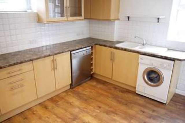  Image of 2 bedroom Semi-Detached house for sale in Glen Road Southampton SO19 at Glen Road Woolston Southampton, SO19 9EJ