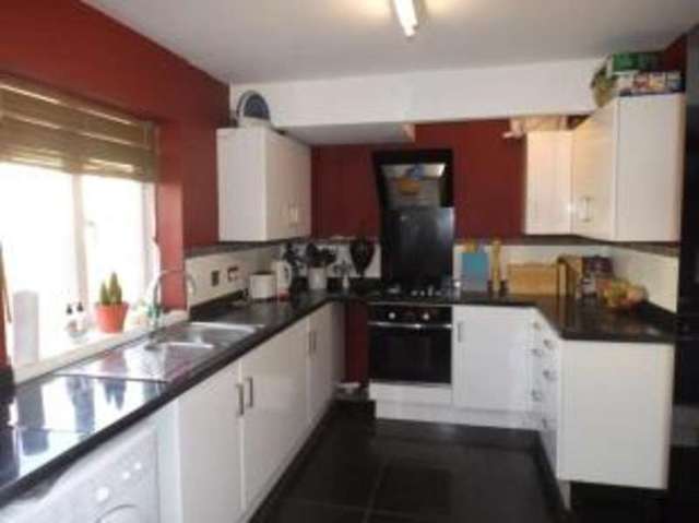  Image of 3 bedroom Semi-Detached house for sale in Rosebery Avenue Yeovil BA21 at Yeovil Somerset Mudford, BA21 5LF