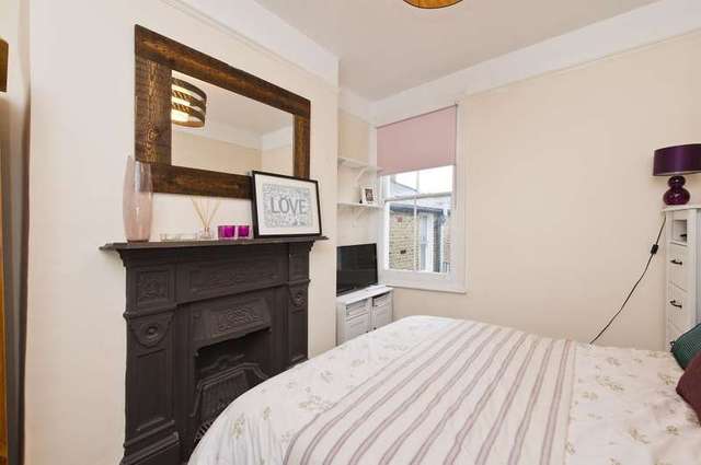  Image of 2 bedroom Flat to rent in Yukon Road London SW12 at Yukon Road  London, SW12 9PU