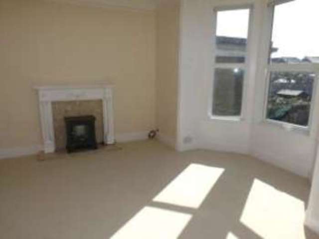  Image of 1 bedroom Flat for sale in Queens Road Ryde PO33 at 10 Queens Road Ryde Ryde, PO33 3BG