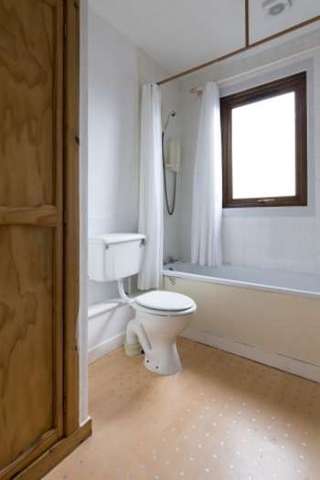  Image of 2 bedroom Cottage for sale in Cadboll Road Invergordon IV18 at Cadboll Road  Invergordon, IV18 0HT