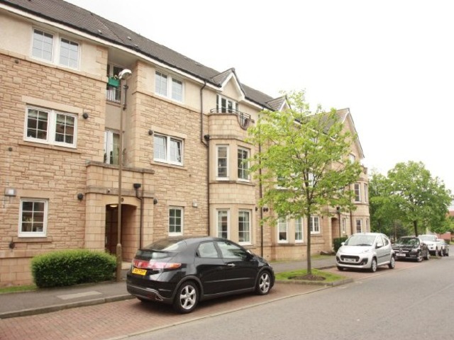  Image of 2 bedroom Flat to rent in Powderhall Road Edinburgh EH7 at Edinburgh  Edinburgh, EH7 4GB