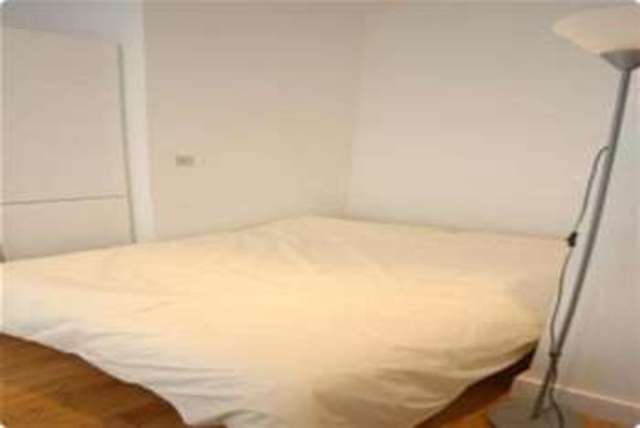  Image of Studio flat to rent in Bedford Street Leeds LS1 at Leeds, LS1 5PZ