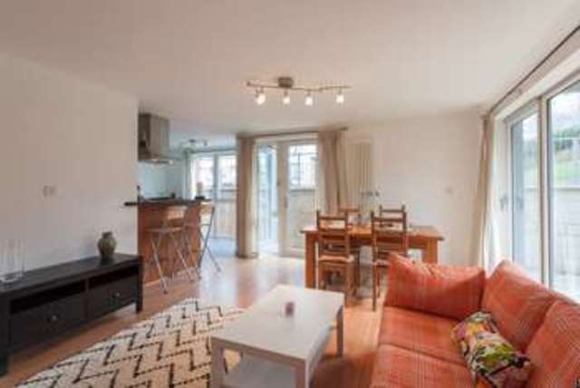  Image of 2 bedroom Flat for sale in East Pilton Farm Avenue Edinburgh EH5 at East Pilton Farm Avenue  Edinburgh, EH5 2GA