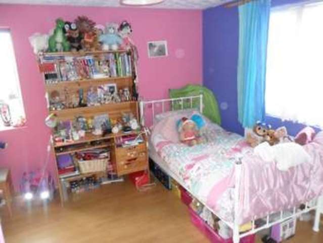  Image of 4 bedroom Detached house for sale in Pen Yr Alltwen Park Rhos Pontardawe Swansea SA8 at Pen Yr Alltwen Park  Rhos, SA8 3EZ