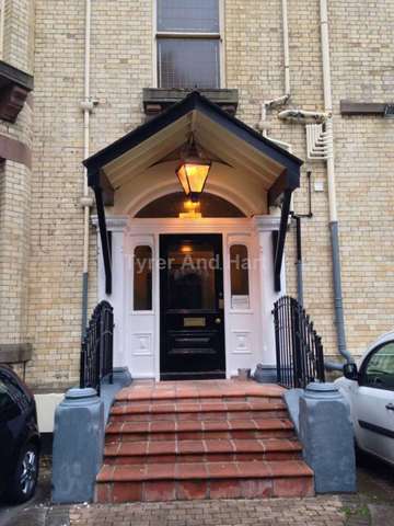  Image of 1 bedroom House Share to rent in Aigburth Drive Aigburth Liverpool L17 at Aigburth Drive Aigburth Liverpool, L17 4JQ