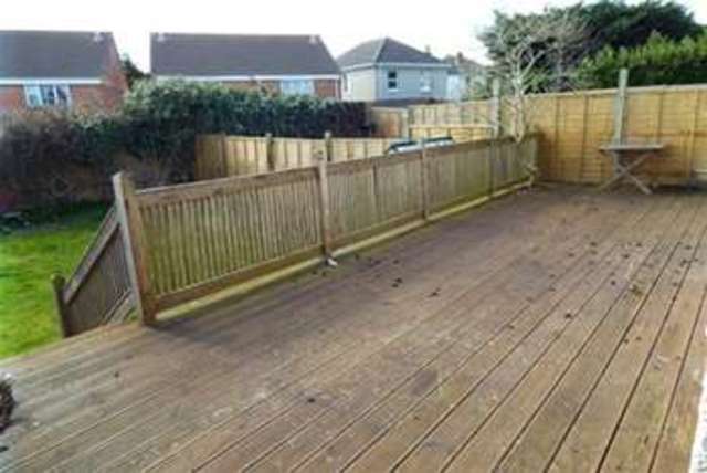  Image of 4 bedroom Detached house to rent in Kingswell Road Bournemouth BH10 at Bournemouth, BH10 5DG
