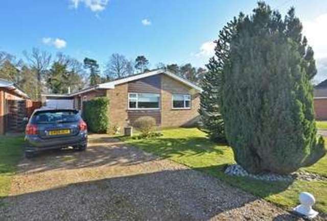  Image of 3 bedroom Detached house for sale in Kiln Lane Winkfield Windsor SL4 at Kiln Lane Woodside Ascot, SL4 2DU