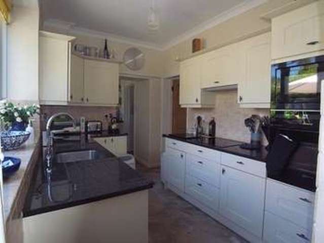  Image of 4 bedroom Detached house for sale in London Road Bracknell RG12 at London Road  Bracnell, RG12 9FR
